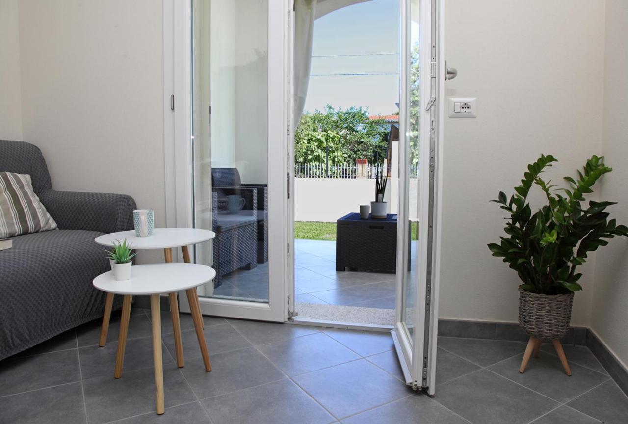 Casa Bianca Marea Lägenhet Santa Maria Navarrese Exteriör bild